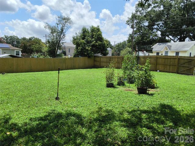 1200 Woodlawn Street, Kannapolis, NC 28083