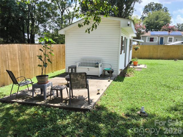 1200 Woodlawn Street, Kannapolis, NC 28083
