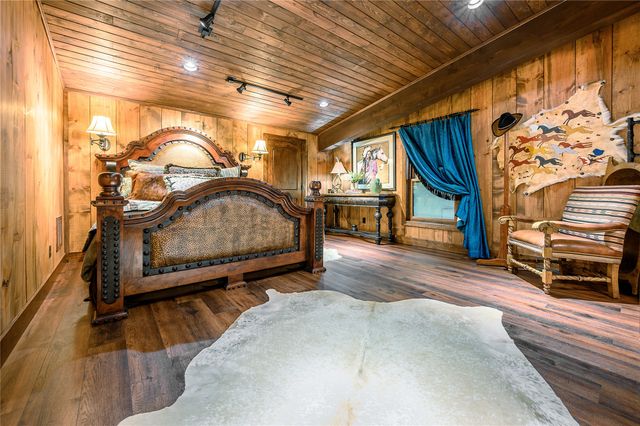 1450 County Road 36330, Sumner, TX 75486