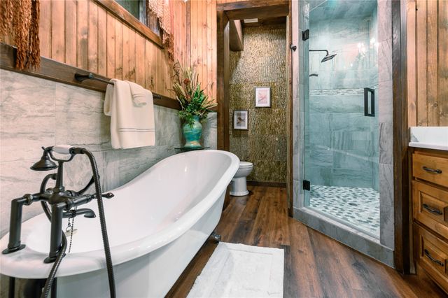 1450 County Road 36330, Sumner, TX 75486