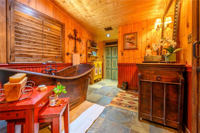 1450 County Road 36330, Sumner, TX 75486