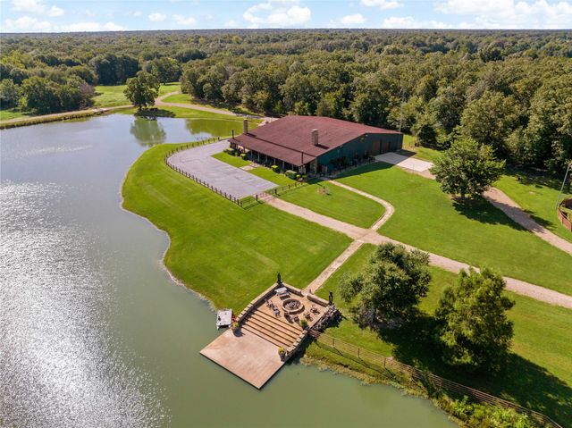 1450 County Road 36330, Sumner, TX 75486