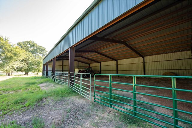 1450 County Road 36330, Sumner, TX 75486
