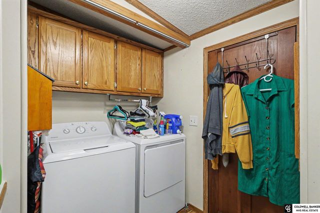 12803 Aurora Plaza, Omaha, NE 68164