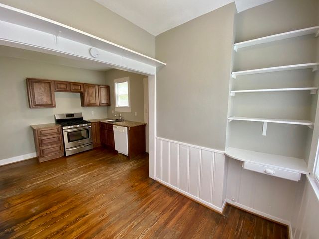 1410 Kings Highway, Dallas, TX 75208