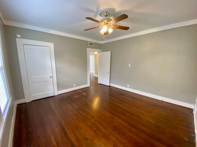 1410 Kings Highway, Dallas, TX 75208