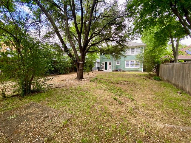 1410 Kings Highway, Dallas, TX 75208