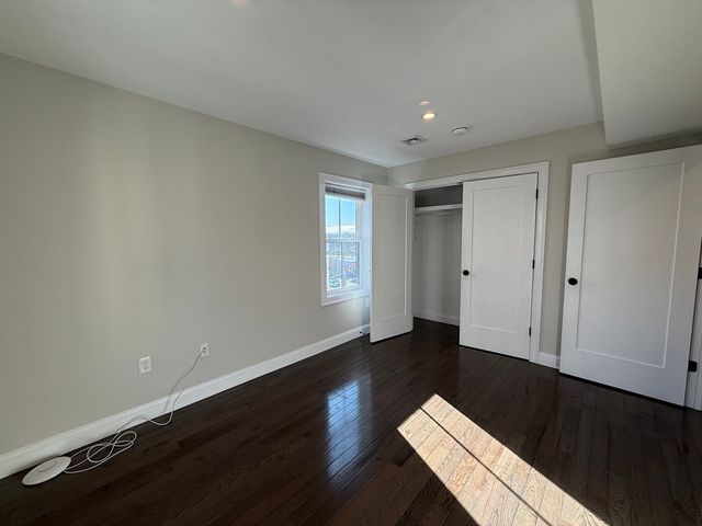 62 Harvard Ave 62, Boston, MA 02136