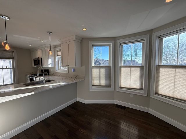 62 Harvard Ave 62, Boston, MA 02136