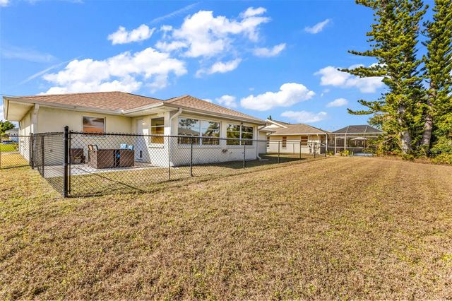 285 MARK TWAIN LANE, Rotonda West, FL 33947