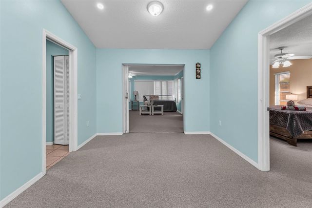 285 MARK TWAIN LANE, Rotonda West, FL 33947