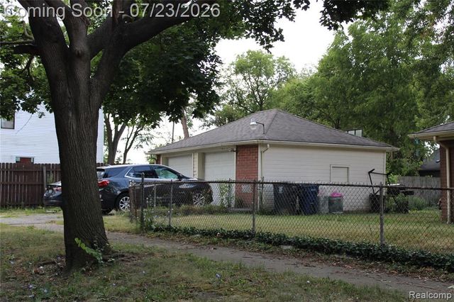 2126 Nebraska Avenue, Flint, MI 48506