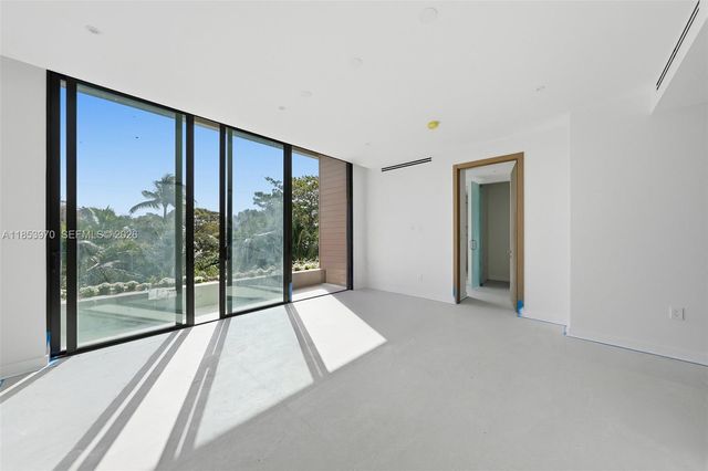 7400 SW 127th St, Pinecrest, FL 33156