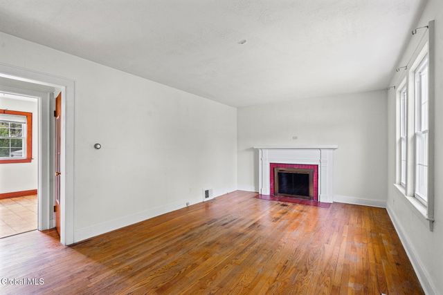 926 Saratoga Road, Ballston, NY 12019