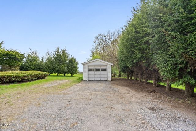 926 Saratoga Road, Ballston, NY 12019