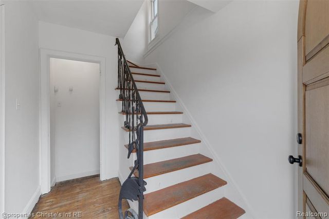 17394 Warrington Drive, Detroit, MI 48221