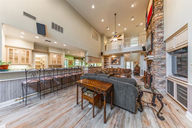 1050 Vz County Road 3704, Wills Point, TX 75169