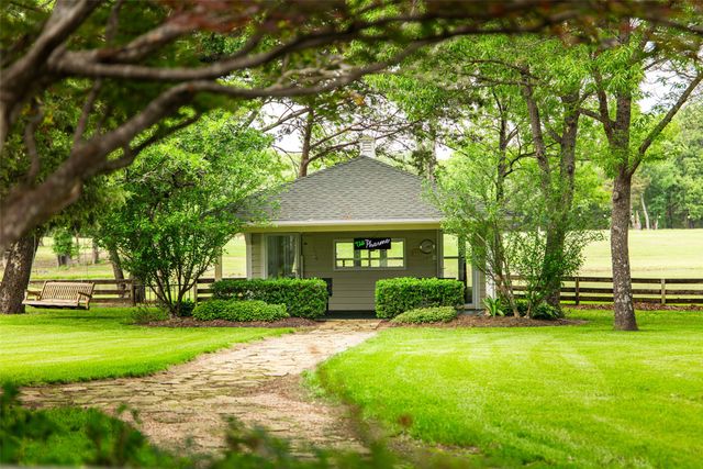 1050 Vz County Road 3704, Wills Point, TX 75169