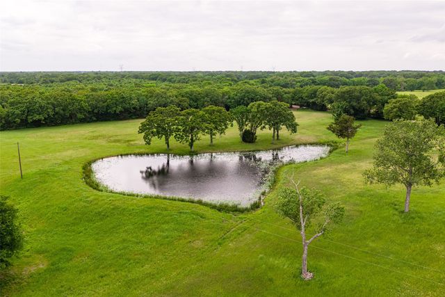 1050 Vz County Road 3704, Wills Point, TX 75169