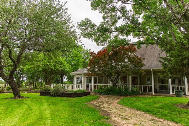 1050 Vz County Road 3704, Wills Point, TX 75169