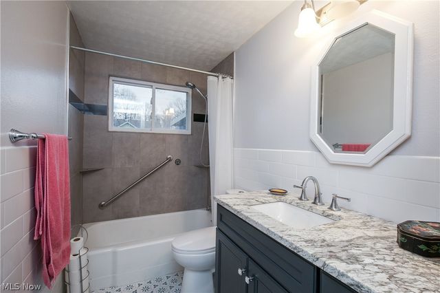 517 Zern Avenue SW, Massillon, OH 44646