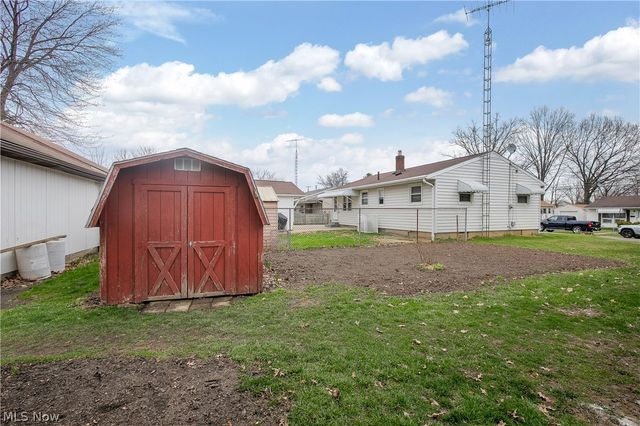 517 Zern Avenue SW, Massillon, OH 44646