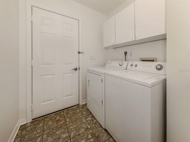 268 SOUTHAMPTON DRIVE 309, Venice, FL 34293