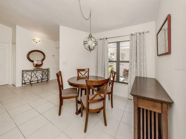 268 SOUTHAMPTON DRIVE 309, Venice, FL 34293