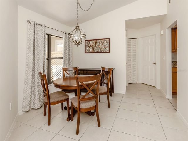 268 SOUTHAMPTON DRIVE 309, Venice, FL 34293