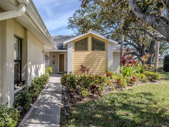 268 SOUTHAMPTON DRIVE 309, Venice, FL 34293
