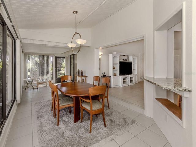 268 SOUTHAMPTON DRIVE 309, Venice, FL 34293