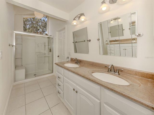 268 SOUTHAMPTON DRIVE 309, Venice, FL 34293
