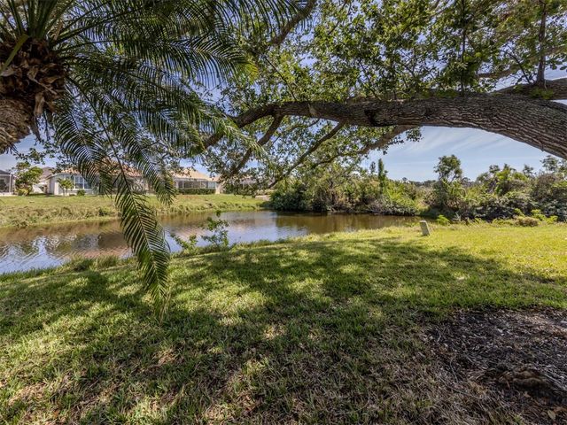 268 SOUTHAMPTON DRIVE 309, Venice, FL 34293