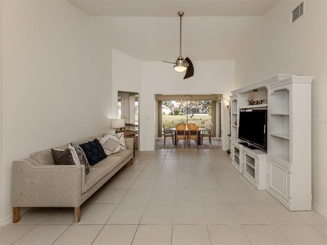 268 SOUTHAMPTON DRIVE 309, Venice, FL 34293