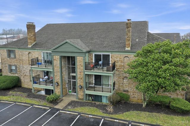 9750 Bunker Hill Lane, Montgomery, OH 45242