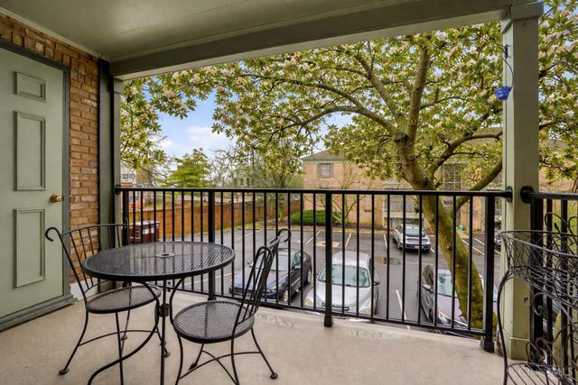 9750 Bunker Hill Lane, Montgomery, OH 45242