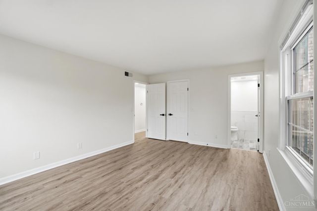 9750 Bunker Hill Lane, Montgomery, OH 45242