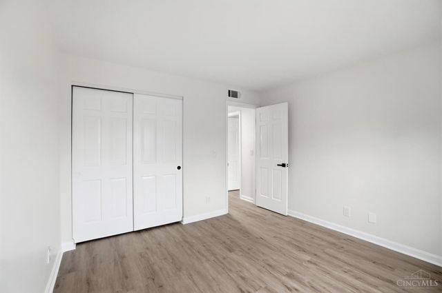 9750 Bunker Hill Lane, Montgomery, OH 45242