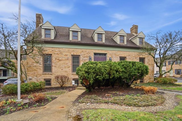 9750 Bunker Hill Lane, Montgomery, OH 45242