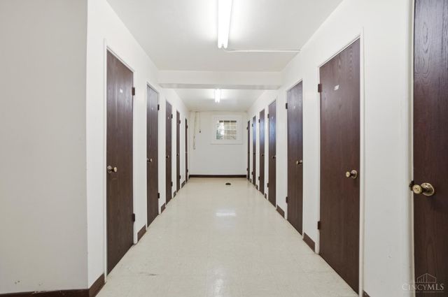 9750 Bunker Hill Lane, Montgomery, OH 45242