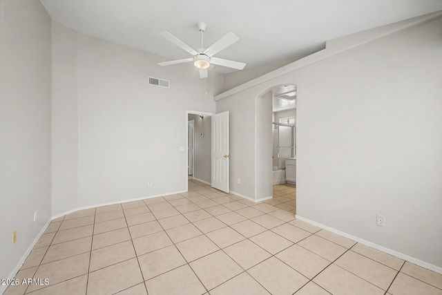 8520 W PALM Lane 1105, Phoenix, AZ 85037
