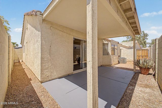 8520 W PALM Lane 1105, Phoenix, AZ 85037