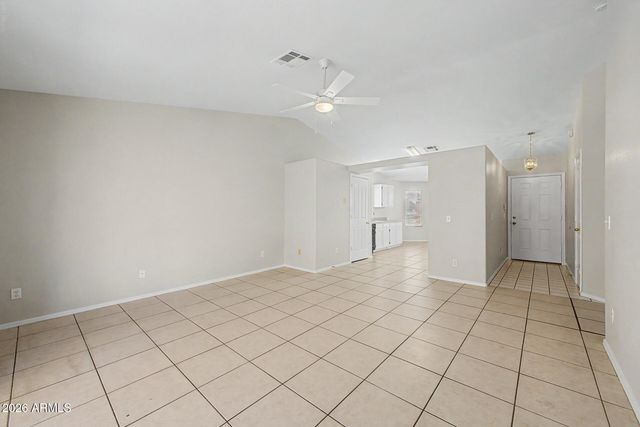 8520 W PALM Lane 1105, Phoenix, AZ 85037