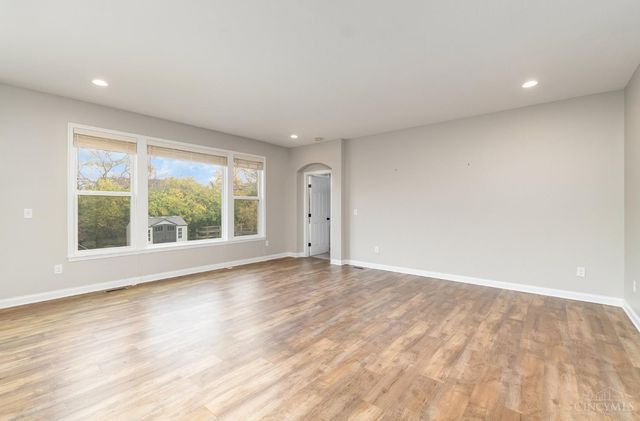 857 Emerald Drive, South Lebanon, OH 45065