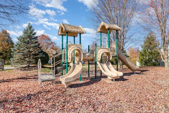 857 Emerald Drive, South Lebanon, OH 45065