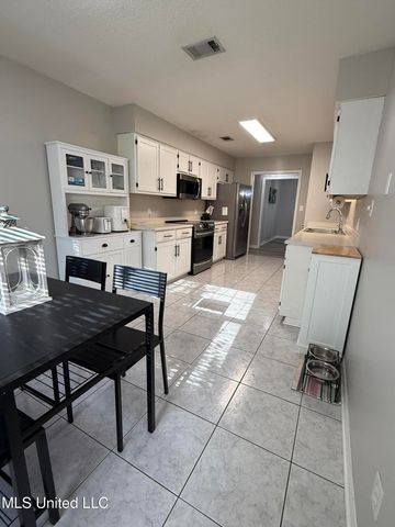 509 Country Club Drive, Picayune, MS 39466