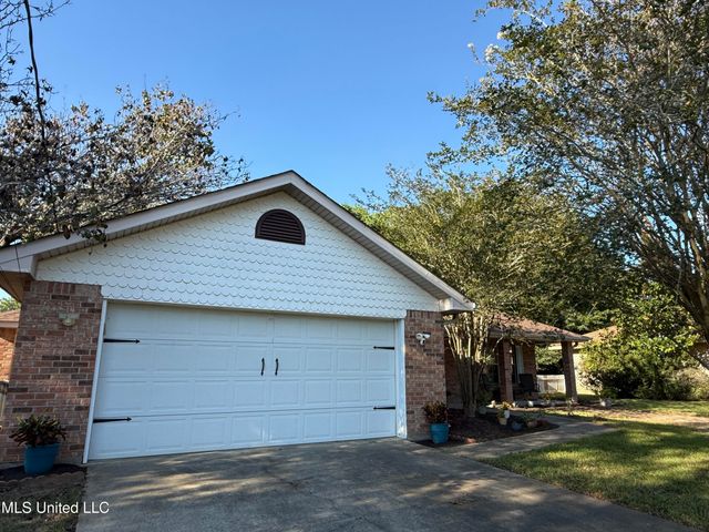 509 Country Club Drive, Picayune, MS 39466