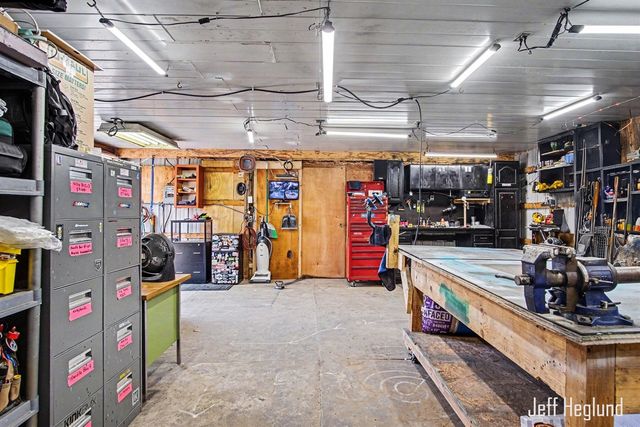 325 Alden Nash Avenue, Lowell, MI 49331