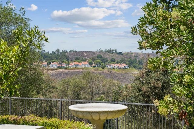 45 Prairie Grass, Irvine, CA 92603