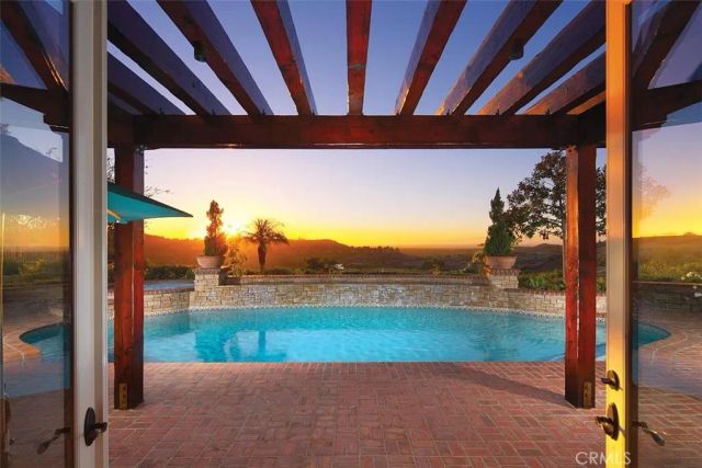 45 Prairie Grass, Irvine, CA 92603